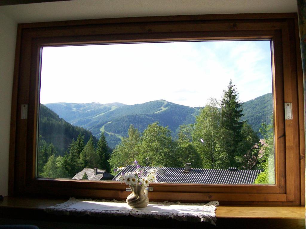 Appartement Latschen - Ferienhaus Bad Kleinkirchheim Exterior foto